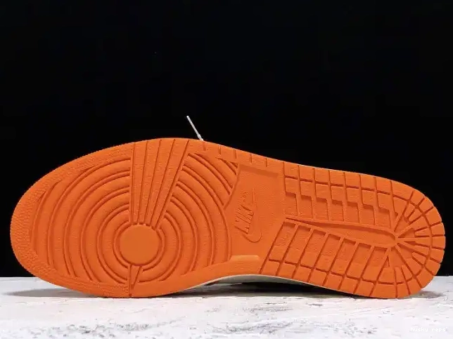 Rep Husky Shattered Backboard Air 1 Jordan Away 555088-113 0510
